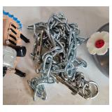 Decorative Engine Models, Glass Ornament, and Chain Set