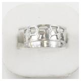 AVON Openwork Floral Silver Tone Base Metal Band. Size 7.5 - 7.75.