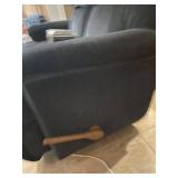 La-Z-Boy Black Recliner Set and Loveseat with Manual Recline