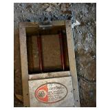 Lortone Gem Sparkle Model 3A Rock Tumbler with Barrel