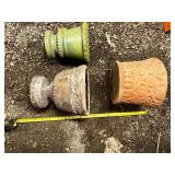 Set of 3 Decorative Garden Urns