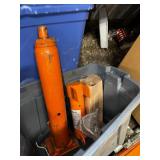 Set of Hydraulic and Trailer Stabilizer Jacks