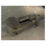 Heavy-Duty Metal Fabrication Bench Vise