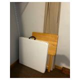 Set of 2 Folding Tables - Wood and Plastic