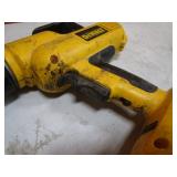 DeWalt 18v Grinder & Caulk Gun