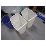 Misc Totes & Garbage Cans