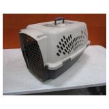 Pet Carrier/Kennel 16"x16"x24"