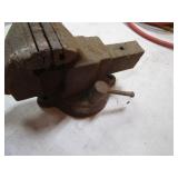Bench Vise