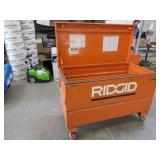 RIGID JOB BOX WITH CASTERS