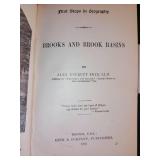 Vintage geography trivia book: 1001 global questions and answers.(2)1895/1902