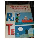 Vintage Charlie Brown Peanuts Books (8)