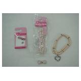 Smoochie pooch necklaces & Clips