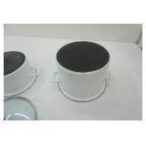 Kettles (2ct) with lids