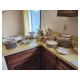 Franciscan Desert Rose Dinnerware Set