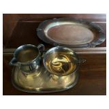 WM Rogers Paul Revere Reproduction Silver Plated Creamer & Sugar Set with Tray