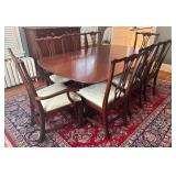 Elegant Drexel Heritage Mahogany Dining Room Table with Eight Chairs