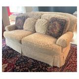 Elegant Pearson Loveseat Sofa with Classic Floral Upholstery
