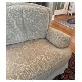 Elegant Pearson Loveseat Sofa with Classic Floral Upholstery