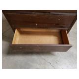 4 Drawer chest of drawers