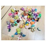 Box of little figures / toys