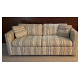 Beautiful Vintage Upholstered Bassett Hide A Bed Sofa / Couch