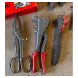 Feather Boards, Wizard Wood Shop Tool, Glue Injector, Brad Driver, Stake Pockets and More!