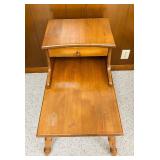 Vintage Two Tiered Wooden Accent / End Table