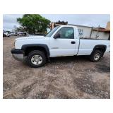 2003 Chevy 2500 4X4 Regular Cab Pickup