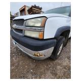 2003 Chevy 2500 4X4 Regular Cab Pickup