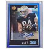 Cole Kmet Rookie Auto 2020 Panini Score #404 and Numbered 31/35 - Notre Dame Fighting Irish Football Card