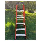 6 ft Werner Fiberglass Step Ladder, 300lbs Load Capacity