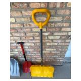 Set of 3 Snow Shovels with Ergonomic Handles