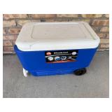Used Igloo Wheelie Cool 38 qt Cooler with Wheels