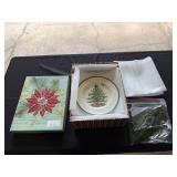 Spode Christmas Tree Dinner Plate with Original Box