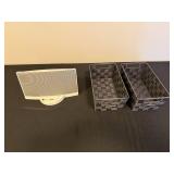 Bose Speaker Dock Without Power Cord and Set of 2 Woven Baskets