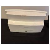 Bose Speaker Dock Without Power Cord and Set of 2 Woven Baskets