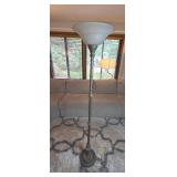 Antique Style Floor Lamp with Frosted Glass Shade