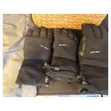 Assorted Winter Clothing Bundle - Gloves and Thermal Pants