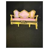 Assorted Electronics and Decorative Items Bundle Inc Blue Tooth Speaker