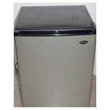 Sanyo Mini Fridge