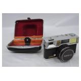 Vintage Yashica Flash-O-Set 35 MM Camera