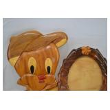 Wooden Looney Tunes Decor