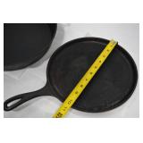Lot of 2 Lodge Cast Iron Pans