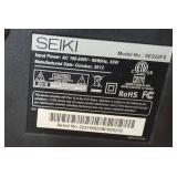 Classic Oak Corner TV Stand w/ SEIKI TV  22" 60Hz LCD HDTV & RCA Accusearch 4 Head VCR. VHS Player.