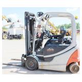 Linde Electric Forklift RX 60-25 C, 6000 lbs Capacity