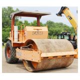 Case W1102 D Vibratory Smooth Drum Roller