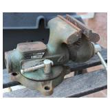 Swiveling Anvil 4" Vise - Duracraft MV-440 very good condition