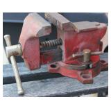 Swivel Bench Vise 4"