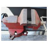 Swivel Bench Vise 4"