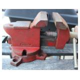 Swivel Bench Vise 4"